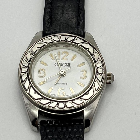 Silver Cherokee watch - Picture 1 of 3